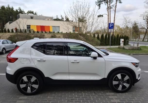 Volvo XC 40 cena 114900 przebieg: 47500, rok produkcji 2019 z Sulejówek małe 191